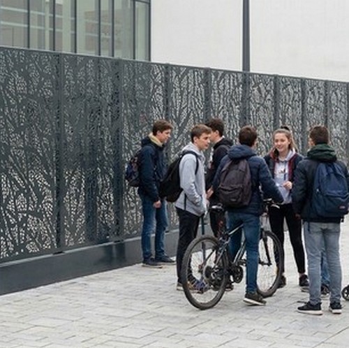 Clôture de collège et de lycée sécurisée